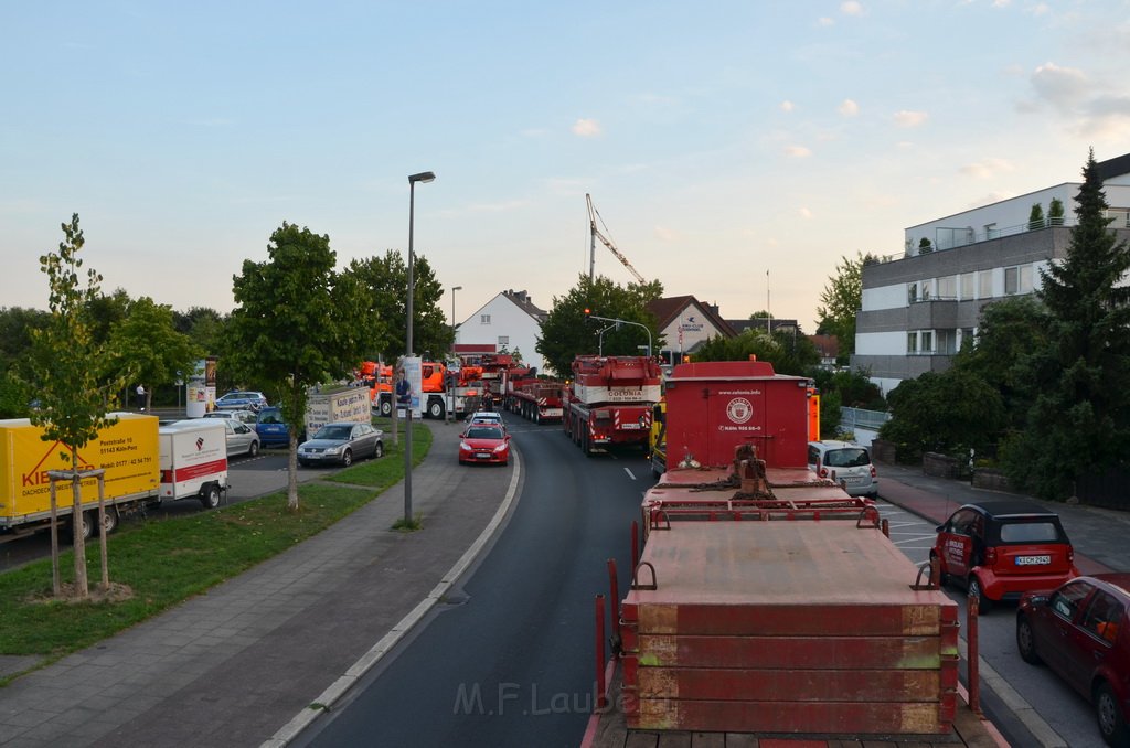 Kran drohte umzustuerzen Koeln Porz Zuendorf Hauptstr P065.JPG - Miklos Laubert